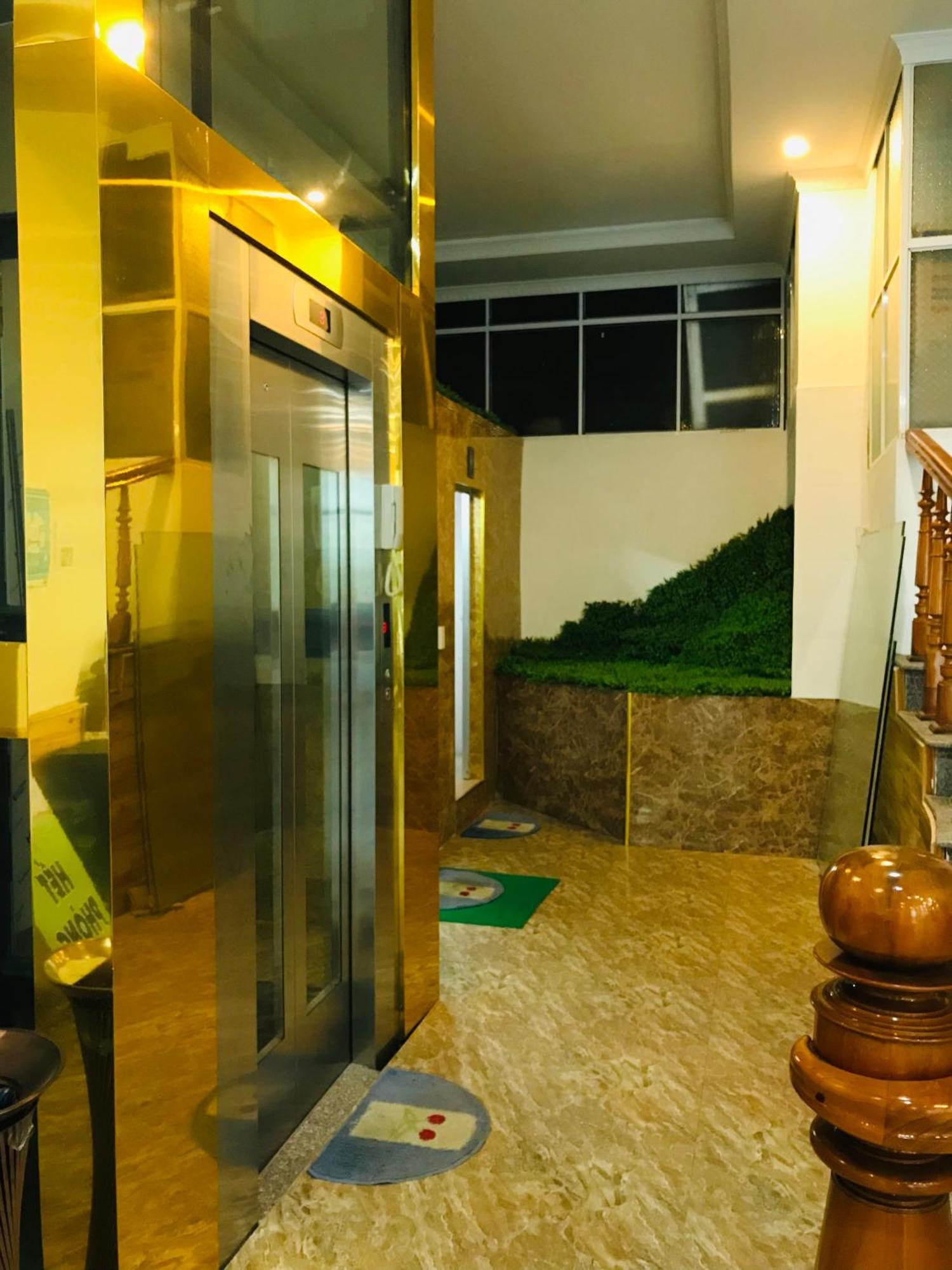 Anh Anh Hotel Bac Ha  Luaran gambar